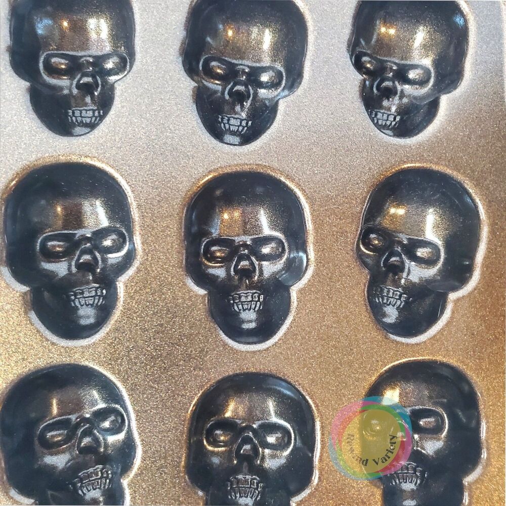 Nordic Ware Skull Bites Cakelet Pan Halloween NWT - Picture 10 of 16
